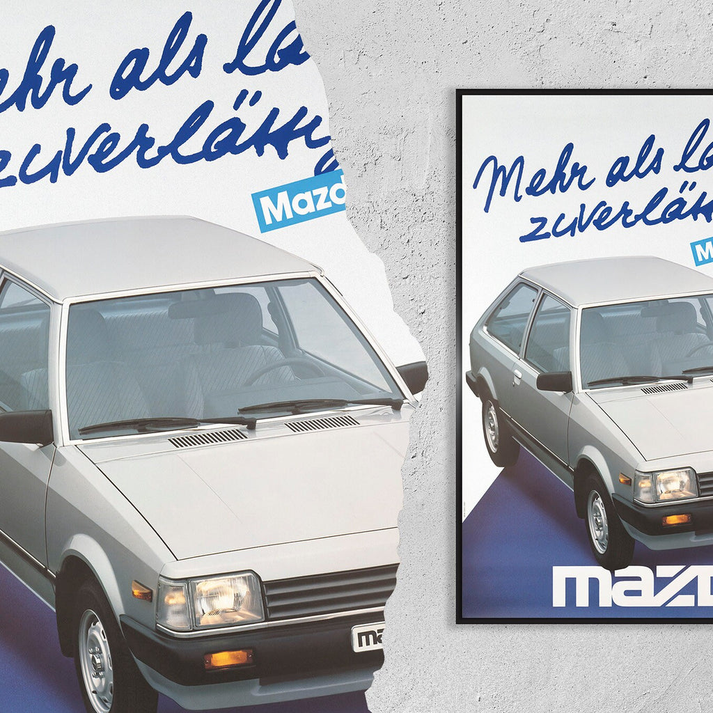 Hochauflösender Druck - A4, A3...20x30 Zoll... Mazda 323, Mehr als lässig zuverlässig, 1985 - Auto-Werbeplakat